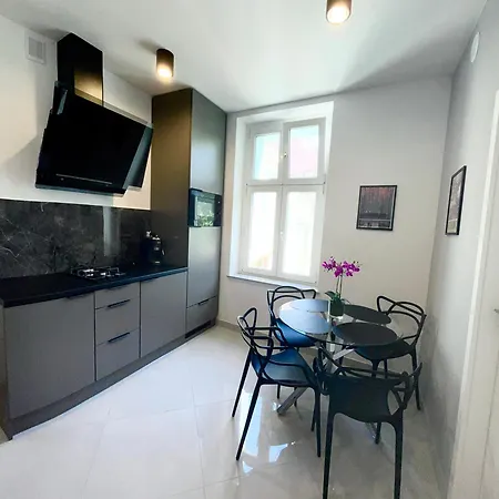 아파트 Przy Rynku Swietego Antoniego 브로츠와프