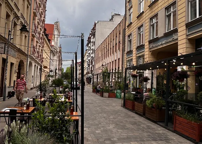 Przy Rynku Swietego Antoniego * Wroclaw